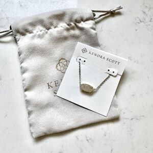 Kendra Scott Elisa Gold Pendant Necklace in Iridescent Drusy